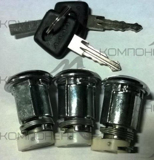 Замок багажника 2170 (с личинками)