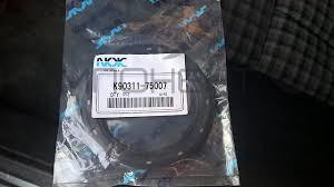 Сальник коренной NOK Toyota 1G-FE