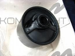 Сайлентблок опоры двигателя RH (RBI) Corolla 10#